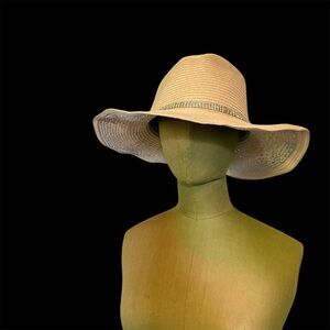 Elegant Tan Wide-Brim Hat